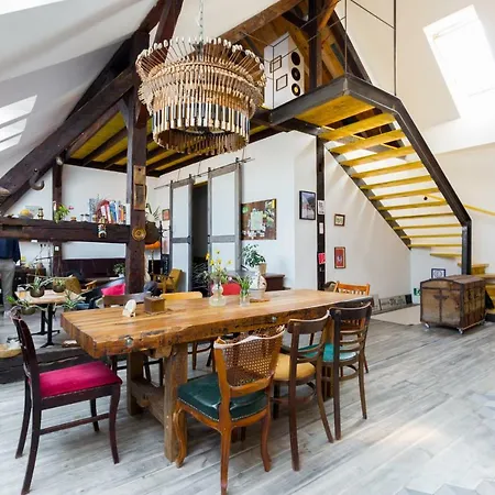 Nest * Budapest
