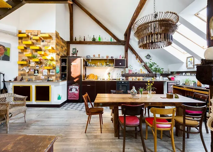 旅馆 布达佩斯达斯内斯特旅舍 *