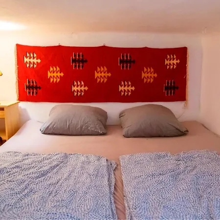 Hostel Nest *