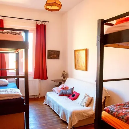 Nest Hostel