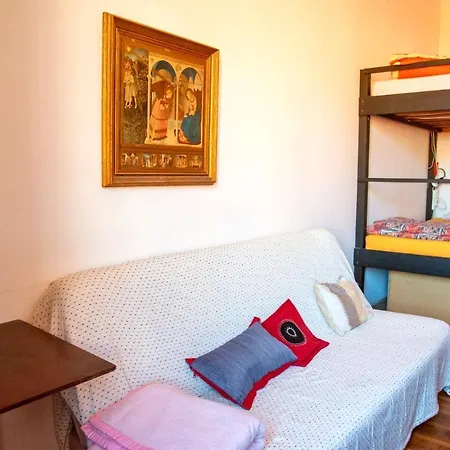 Nest Hostel Budapest