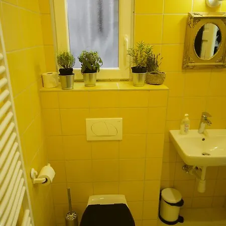 Nest * Βουδαπέστη