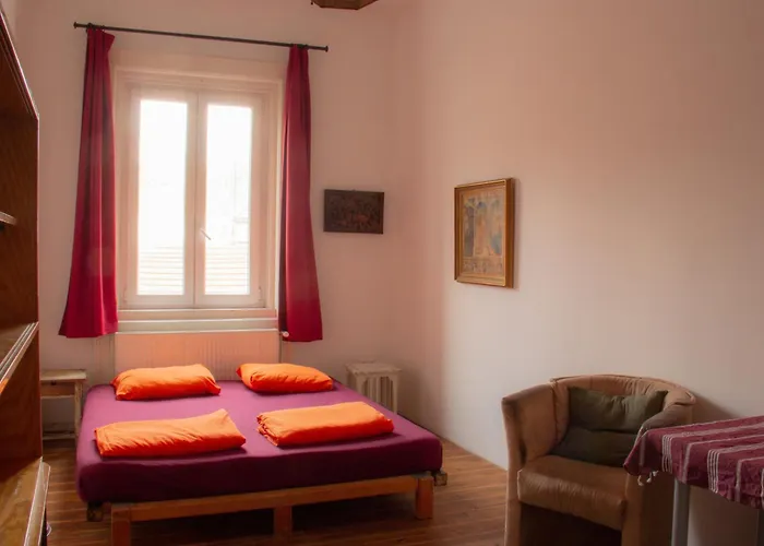 Nest Hostal Budapest